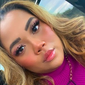 Meet your Posher, Tara